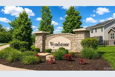 504 Golden Leaf Ct, Lake Saint Louis, MO 63367 - Photo 3