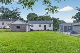 365 St Marie St, Florissant, MO 63031 - Photo 29