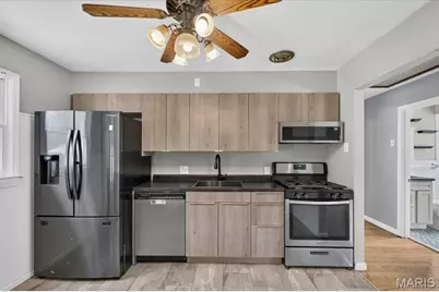 365 Saint Marie Street, Florissant, MO 63031 - Photo 13