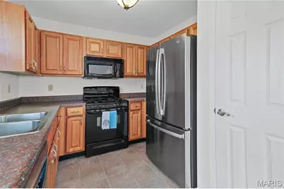 226 Stone Run Boulevard, Wentzville, MO 63385 - Photo 9