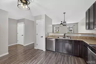 318 Shady Rock Ln, O'Fallon, MO 63368 - Photo 11