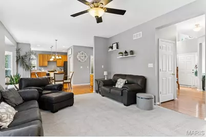 3221 Kingsridge Manor Drive, Oakville, MO 63129 - Photo 21