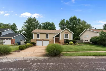 1706 Carman Valley Drive, Ballwin, MO 63021 - Photo 3