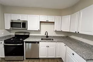 1333 Columbus Dr, Saint Louis, MO 63138 - Photo 13