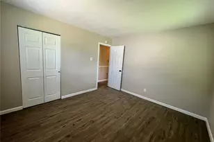 1333 Columbus Dr, Saint Louis, MO 63138 - Photo 7