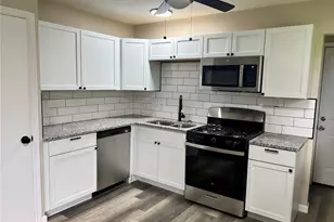 3270 Kingsley Dr, Florissant, MO 63033 - Photo 15