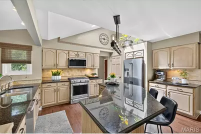 16416 Monroe Knoll Court, Wildwood, MO 63040 - Photo 7