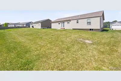 471 Honeysuckle Creek Drive, Wentzville, MO 63385 - Photo 23