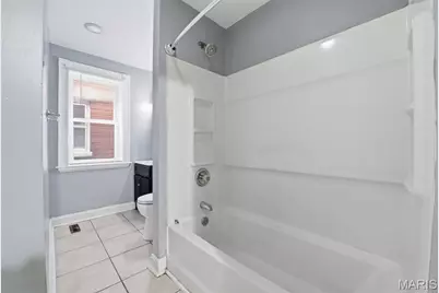 3008 Henrietta Street, Saint Louis, MO 63104 - Photo 9