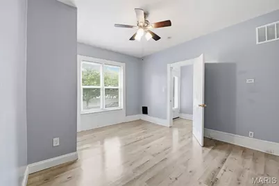 3008 Henrietta Street, Saint Louis, MO 63104 - Photo 3