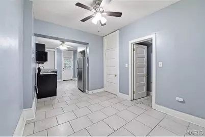 3008 Henrietta Street, Saint Louis, MO 63104 - Photo 5