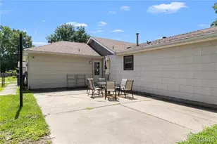 15619 91st Ave, Florissant, MO 63034 - Photo 27