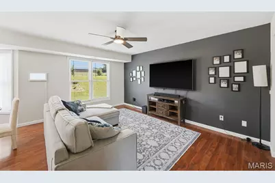 227 New Richmond Drive, Wentzville, MO 63385 - Photo 7