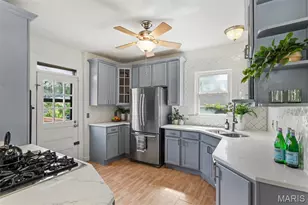 6921 Dale Ave, Saint Louis, MO 63139 - Photo 9