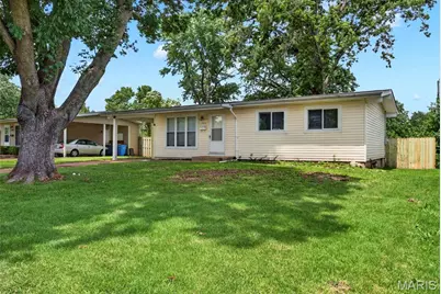 1325 Estes Drive, Florissant, MO 63031 - Photo 1