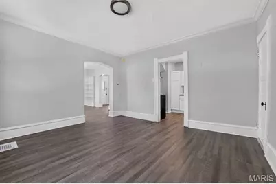 7403 Commonwealth Avenue, Saint Louis, MO 63143 - Photo 11