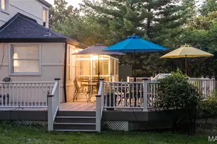 8 Granada Way, Ladue, MO 63124 - Photo 59