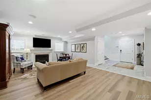8300 Kingsbury Blvd, Clayton, MO 63105 - Photo 45