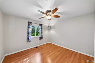 800 Eaglebrooke Dr, Ballwin, MO 63021 - Photo 41