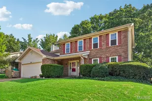 800 Eaglebrooke Dr, Ballwin, MO 63021 - Photo 3