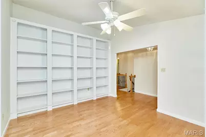 215 Cordovan Commons Parkway, Chesterfield, MO 63017 - Photo 7