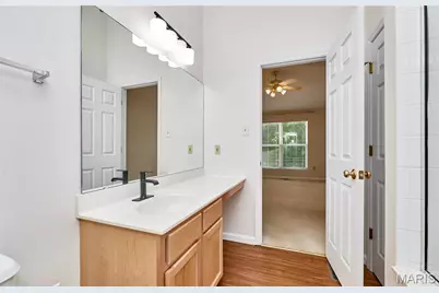 215 Cordovan Commons Parkway, Chesterfield, MO 63017 - Photo 25