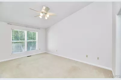 215 Cordovan Commons Parkway, Chesterfield, MO 63017 - Photo 21