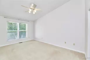 215 Cordovan Commons Pkwy, Chesterfield, MO 63017 - Photo 21