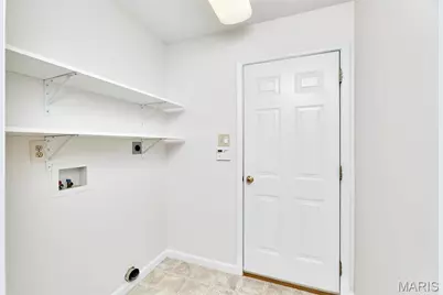 215 Cordovan Commons Parkway, Chesterfield, MO 63017 - Photo 27
