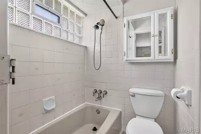 9249 Reavis Barracks Road, Affton, MO 63123 - Photo 19