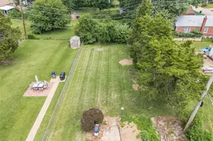 9249 Reavis Barracks Rd, Affton, MO 63123 - Photo 27