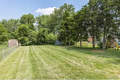 9249 Reavis Barracks Road, Affton, MO 63123 - Photo 5