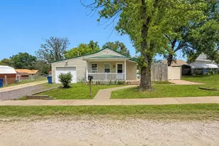303 E Ash St, Desloge, MO 63601 - Photo 1