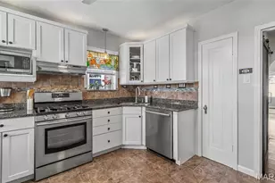 5625 Tholozan Ave, Saint Louis, MO 63109 - Photo 17