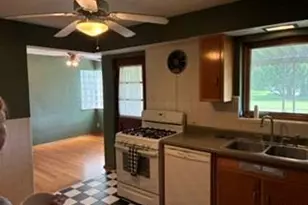 5444 Sunshine Dr, Saint Louis, MO 63109 - Photo 7
