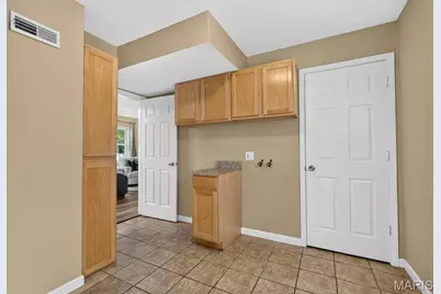 906 Forest Avenue, Valley Park, MO 63088 - Photo 17