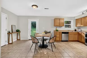 906 Forest Ave, Valley Park, MO 63088 - Photo 7
