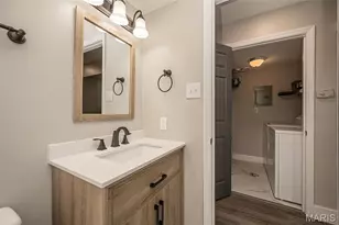 6300 Sprig Oak Ct, Saint Louis, MO 63128 - Photo 13