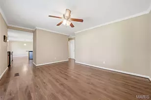4970 Fernhill Dr, Saint Louis, MO 63128 - Photo 11