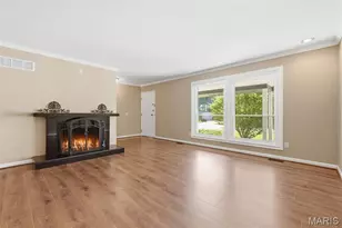 4970 Fernhill Dr, Saint Louis, MO 63128 - Photo 5