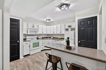 2331 Kratky Road #E, Saint Louis, MO 63114 - Photo 7