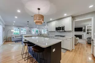 420 Woodview Manor Ln, Kirkwood, MO 63122 - Photo 23