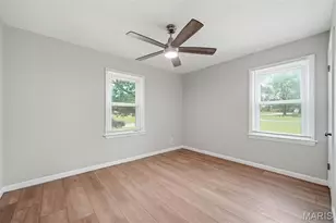 9201 Guthrie Ave, Woodson Terrace, MO 63134 - Photo 7