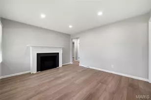 9201 Guthrie Ave, Woodson Terrace, MO 63134 - Photo 11