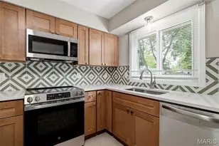 9201 Guthrie Ave, Woodson Terrace, MO 63134 - Photo 15