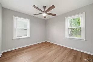 9201 Guthrie Ave, Woodson Terrace, MO 63134 - Photo 19