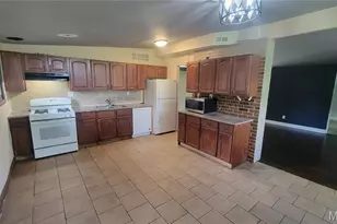 340 Holiday Hill Dr, Florissant, MO 63033 - Photo 3