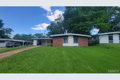340 Holiday Hill Drive, Florissant, MO 63033 - Photo 1