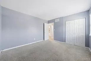 8907 Wrenwood Ln, Brentwood, MO 63144 - Photo 23