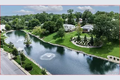 8907 Wrenwood Lane, Brentwood, MO 63144 - Photo 37